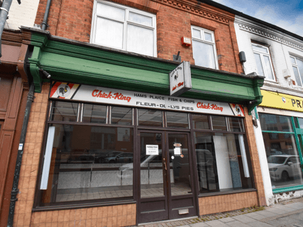 Fantastic Opportunity to purchase Hams Plaice Fish & Chips in South Wigston, a combined commercial/residential premises AVAILABLE NOW with NO CHAIN.